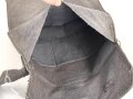 Wehrmacht, Beutel für Gewehrgranaten . Dunkelblaues, ungebrauchtes Stück mit Lagerspuren, ungereinigt