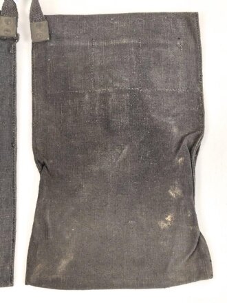 Wehrmacht, Beutel für Gewehrgranaten . Dunkelblaues, ungebrauchtes Stück mit Lagerspuren, ungereinigt