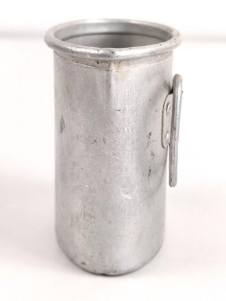 Trinkbecher Wehrmacht aus Aluminium ( KEIN Becher für die Feldflasche) , Hersteller DMN39