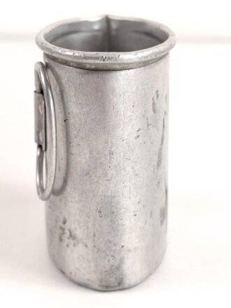 Trinkbecher Wehrmacht aus Aluminium ( KEIN Becher für die Feldflasche) , Hersteller EEH36