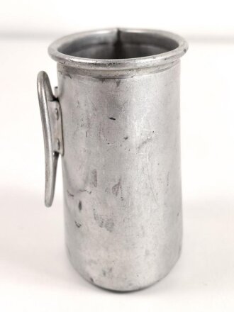Trinkbecher Wehrmacht aus Aluminium ( KEIN Becher für die Feldflasche) , Hersteller M&C39