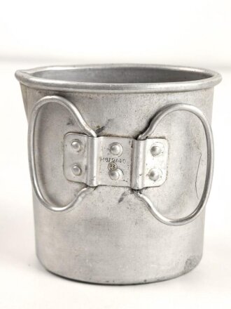 Trinkbecher für Parteiverbände aus Aluminium ( KEIN Becher für die Feldflasche) , Hersteller RZM M6/2/40