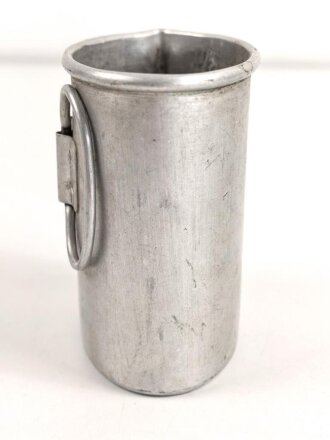 Trinkbecher für Parteiverbände aus Aluminium ( KEIN Becher für die Feldflasche) , Hersteller RZM M6/4/38