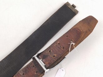 Feuerwehr, Koppel für Mannschaften. Das Schloss Eisen lackiert , Länge des Koppelriemen 107cm. Alter unbekannt