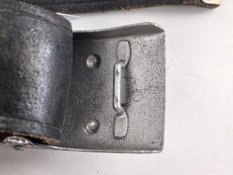 Feuerwehr, Koppel für Mannschaften. Das Schloss Eisen lackiert , Länge des Koppelriemen 88cm. Alter unbekannt