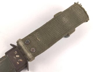 U.S. Army , scabbard M8, well used, modified