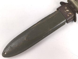 U.S. Army , scabbard M8, well used, modified