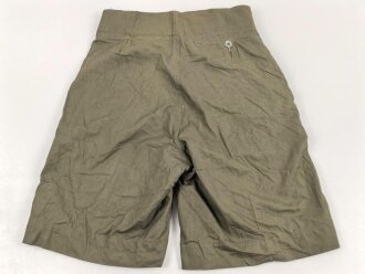Heer, kurze Tropenhose für Angehörige des Afrikakorps. Ungetragenes Kammerstück in sehr gutem Zustand