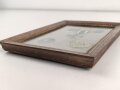 1. Weltkrieg, Bilderrahmen mit Auszeichnungen, enthalten ein Eisernes Kreuz 2. Klasse 1914, ein Abzeichn in Form eines Ski " Stafette 1914" sowie ein Mitgliedsabzeichen eines Skiverbandes, der Rest fehlt leider. Maße des Rahmen 19,5 x 27,5 cm