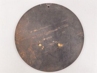 1. Weltkrieg Infanterie Regiment 164, Verliehener Grabendolch " Für hervorragende Tapferkeit Regt. 164" , dazu eine gusseiserne Erinnerungsplakette. Durchmesser der Plakette 22cm, das Namensschild aus Messing aufpoliert. Sehr seltener Grabendolch, leider