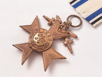 Bayern , Verleihungs Urkunde für das Militär Verdienstkreuz 3.Klasse mit Schwertern. Ausgestellt auf einen Gefreiten im Infanterie Regiment 23. Dazu die Auszeichnung, ein Band beiliegend