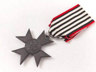 Preussen, Verleihungsurkunde zum Verdienstkreuz für Kriegshilfe, ausgestellt auf einen Gemeidevorsteher am 3.Juni 1918. Mehrfach gefaltet, dazu das Verdienstkreuz am Band