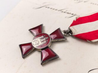 Hamburg, Verleihungsurkunde zum Hanseatenkreuz, ausgestellt am 20.10.1916 auf einen Pionier. Dazu das kreuz am Band sowie diverse weitere Papiere, ein Foto und sein Führungszeugnis
