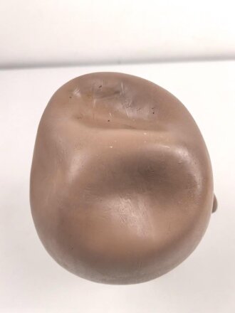 Kopf einer alten Schaufensterfigur , original bemalt, ungereinigtes Stück