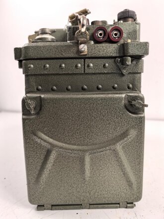 Nationale Volksarmee der DDR, Funkgerät R-107 aus der Zeit des kalten Krieg. Optisch gut, Funktion nicht geprüft