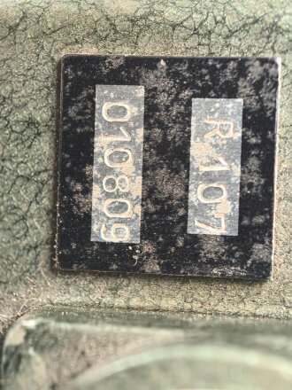 Nationale Volksarmee der DDR, Funkgerät R-107 aus der Zeit des kalten Krieg. Optisch gut, Funktion nicht geprüft