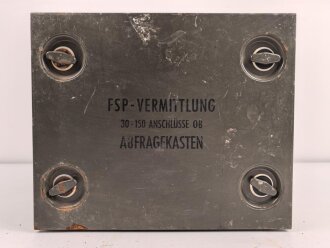 Bundeswehr , Fernsprech Vermittlung 30-150 Anschlüsse OB, Abfragekasten. Guter Zustand, mit Deckeln, datiert 1960, Funktion nicht geprüft
