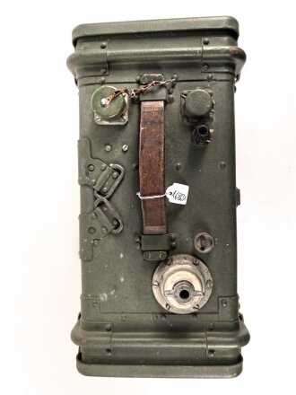 DDR, Gehäuse für ein Tornisterfunkgerät R-109 ? Originallack