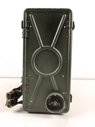 DDR, Gehäuse für ein Tornisterfunkgerät R-109 ? Originallack