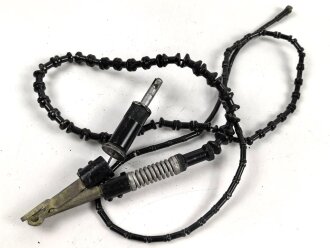 NVA, Russland, Kulikowantenne 1,5 Meter. Benutzt für Funkbetrieb an Fahrzeugen und auch für tragbare Funkgeräte wie z.B. R-105, R-107, R-108. So auch bei der NVA geführt. Gebraucht, Funktion nicht geprüft