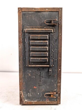 Luftwaffe, Gehäuse zum Netztastgleichrichter NTG2 für "Elster" . Ln 20044. Ungereinigtes Stück, Originallack
