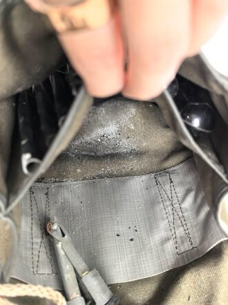 NVA Funkertasche mit Inhalt
