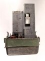 NVA ,Tornisterfunkgerät R-109M. Optisch gut, Funktion nicht geprüft. Da die Akkus enthalten sind, KEIN VERSAND NACH ÜBERSEE