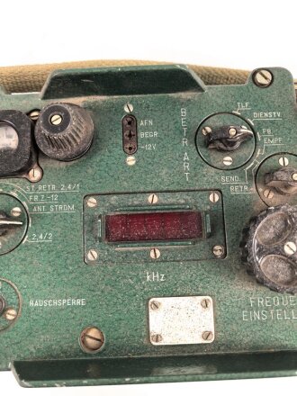 Nationale Volksarmee der DDR, Funkgerät R-107T aus der Zeit des kalten Krieg. Optisch gut, Funktion nicht geprüft