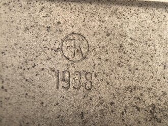 Feldfernsprecher 33 Wehrmacht datiert 1943. Unvollständiges Gerät als Ersatzteilträger