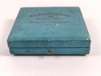 Verdienstmedaille in silber des " Bayerischen Industriellen Verbandes" Hersteller " Carl Poellath, Schrobenhausen, in Etui von Lauer Nürnberg