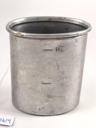 1.Weltkrieg, Trinkbecher aus Aluminium, Hersteller Wilhelm Berg , Kammerstück Infanterie Regiment 14