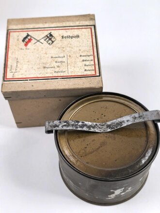 1.Weltkrieg, Feldpostpaket  mit zu befüllender Metalldose. Maße des Karton 7,5 x 10,5 x 10,5cm