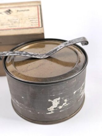 1.Weltkrieg, Feldpostpaket  mit zu befüllender Metalldose. Maße des Karton 7,5 x 10,5 x 10,5cm