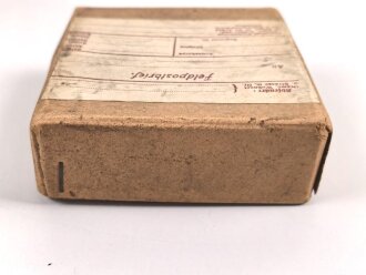 1.Weltkrieg, Feldpostpaket  mit zu befüllendem Flachmann aus Metall. Maße des Karton 4 x 10,5 x 10,5cm