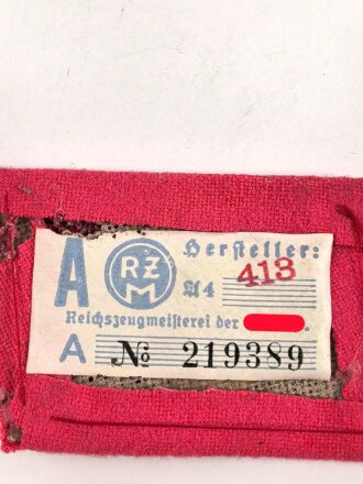Einzelner Kragenspiegel mit RZM Etikett, leichter Mottenschaden
