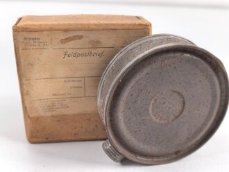 1.Weltkrieg, "Feldpostbrief" mit zu befüllendem Flachmann aus Metall. Maße des Karton 4 x 10,5 x 10,5cm