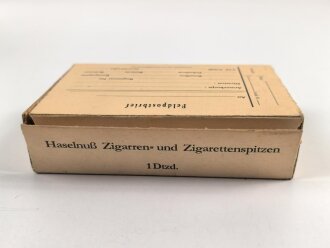 1.Weltkrieg, "Feldpostbrief" mit Haselnuß Zigarren- und Zigarettenspitzen. Maße des Karton 12 x 8 x 3cm