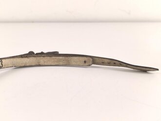 Belederung für eine Feldflasche der Wehrmacht. Ungebraucht, Lagerschaden, datiert 1942