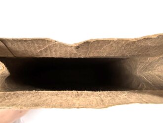 1.Weltkrieg, leerer "Feldpostbrief" Karton aus leichtem Material, Maße des Karton 23 x 11,5 x 3,5cm