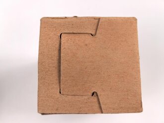 1.Weltkrieg, "Feldpostbrief" mit zu befüllender Pappdose. Maße des Karton 13 x 7 x 7cm
