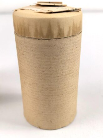 1.Weltkrieg, "Feldpostbrief" mit zu befüllender Pappdose. Maße des Karton 13 x 7 x 7cm