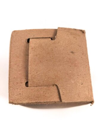 1.Weltkrieg, "Feldpostbrief" mit zu befüllender Pappdose. Maße des Karton 13 x 7 x 7cm