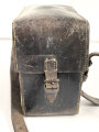 Pionier, Tasche zum Glühzündapparat 37 der Wehrmacht. Ungereinigtes Stück, der Trageriemen original und zugehörig