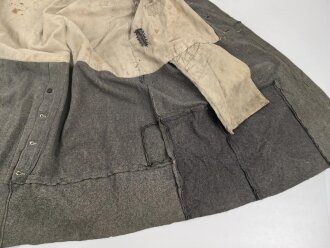 Kaiserreich, Mantel Modell 1894. Instandgesetztes Kammerstück des Feldartillerie Regiment 18 von 1901. Stark getragen, ungereinigt.