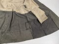 Kaiserreich, Mantel Modell 1894. Instandgesetztes Kammerstück des Feldartillerie Regiment 18 von 1901. Stark getragen, ungereinigt.