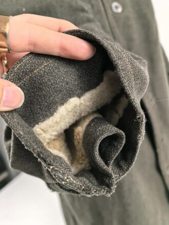 1.Weltkrieg , feldgrauer, schwerer Wintermantel in gutem Gesamtzustand, sieht man so auch bei der Fliegertruppe.