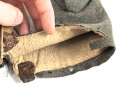 Paar gefütterte Winterhandschuhe. Höchstwahrscheinlich aus der Zeit des 1. Weltkrieg. Ungereiniogtes Paar , beschädigt