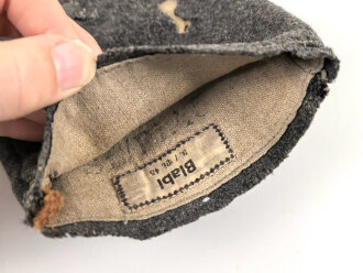 Einzelner,  gefütterte Winterhandschuh. Höchstwahrscheinlich aus der Zeit des 1. Weltkrieg. Ungereinigtes Kammerstück