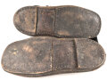 1.Weltkrieg, Paar Winter Überschuhe schwarzer Filz/ Leder. . Ungereinigt, Sohlenlänge 38cm. Anbei ein originales Foto im Ansichtskartenformat.