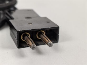 Verbindungskabel mit zweipoligem Stecker von Siemens.  Alter und Herkunft unbekannt